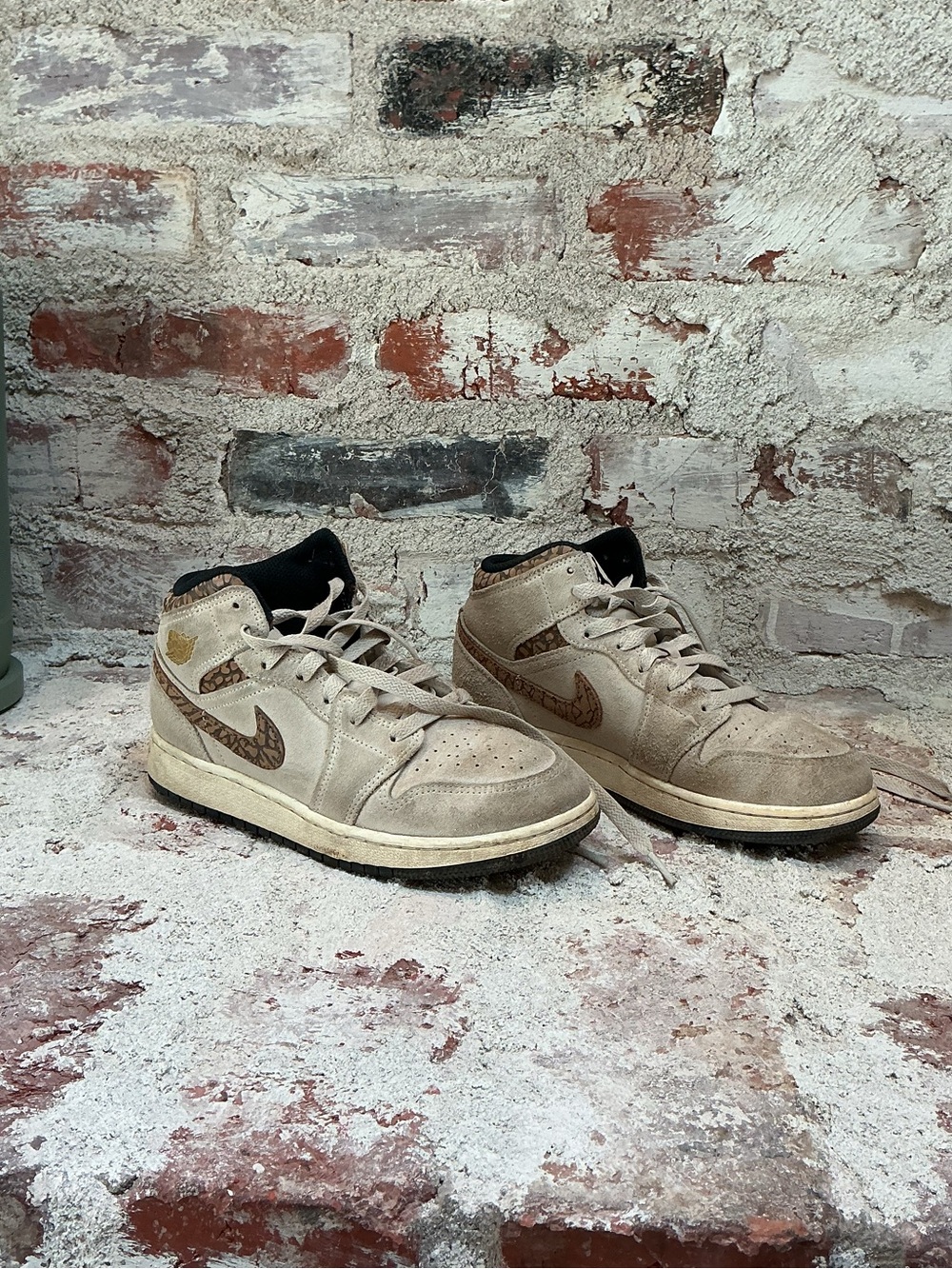 Kids Jordan Mid-Top Sneakers in Beige and Brown
